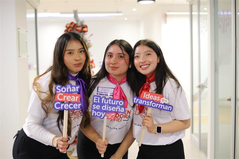 Konradistas ganan reto Belcorp - Emprendedora Lab 2025 Konradistas ganan reto Belcorp - Emprendedora Lab 2025